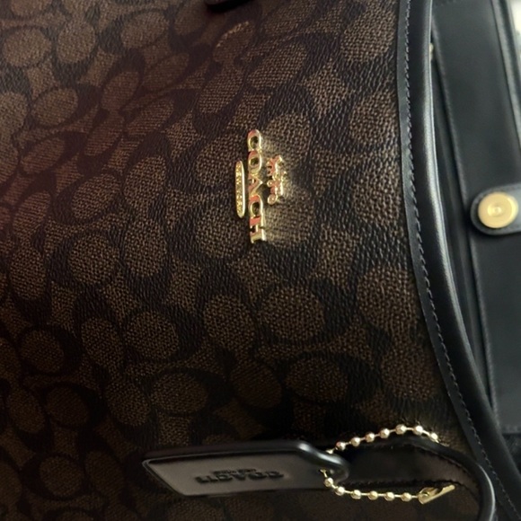 COACH CITY TOTE BAG IN SIGNATURE CANVAS - Picture 4 of 9